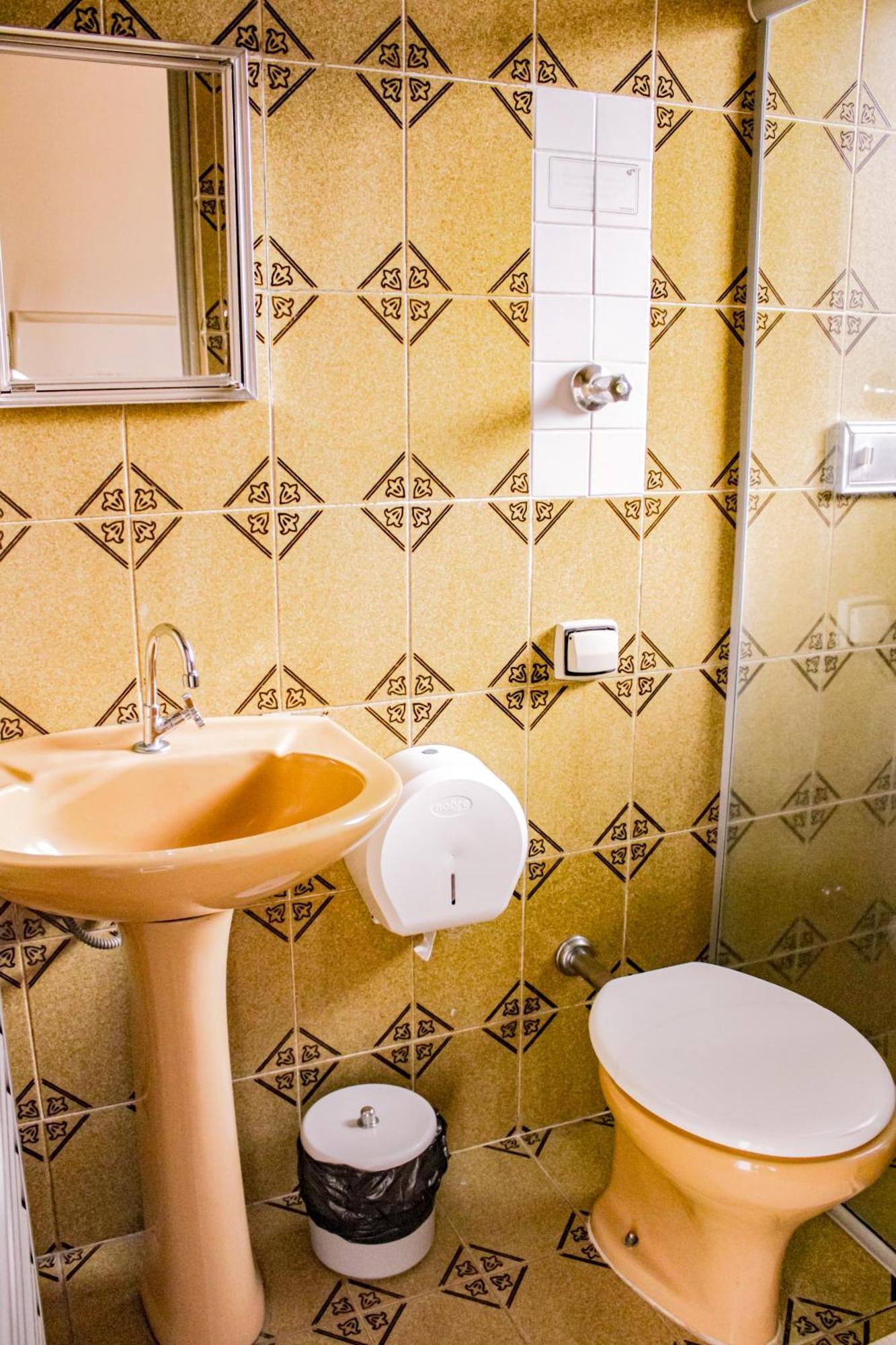 Hotel Primavera Betim Eksteriør billede